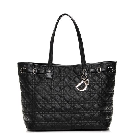 christian dior handbags outlet locations.